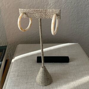 Machete mini hoops in cream